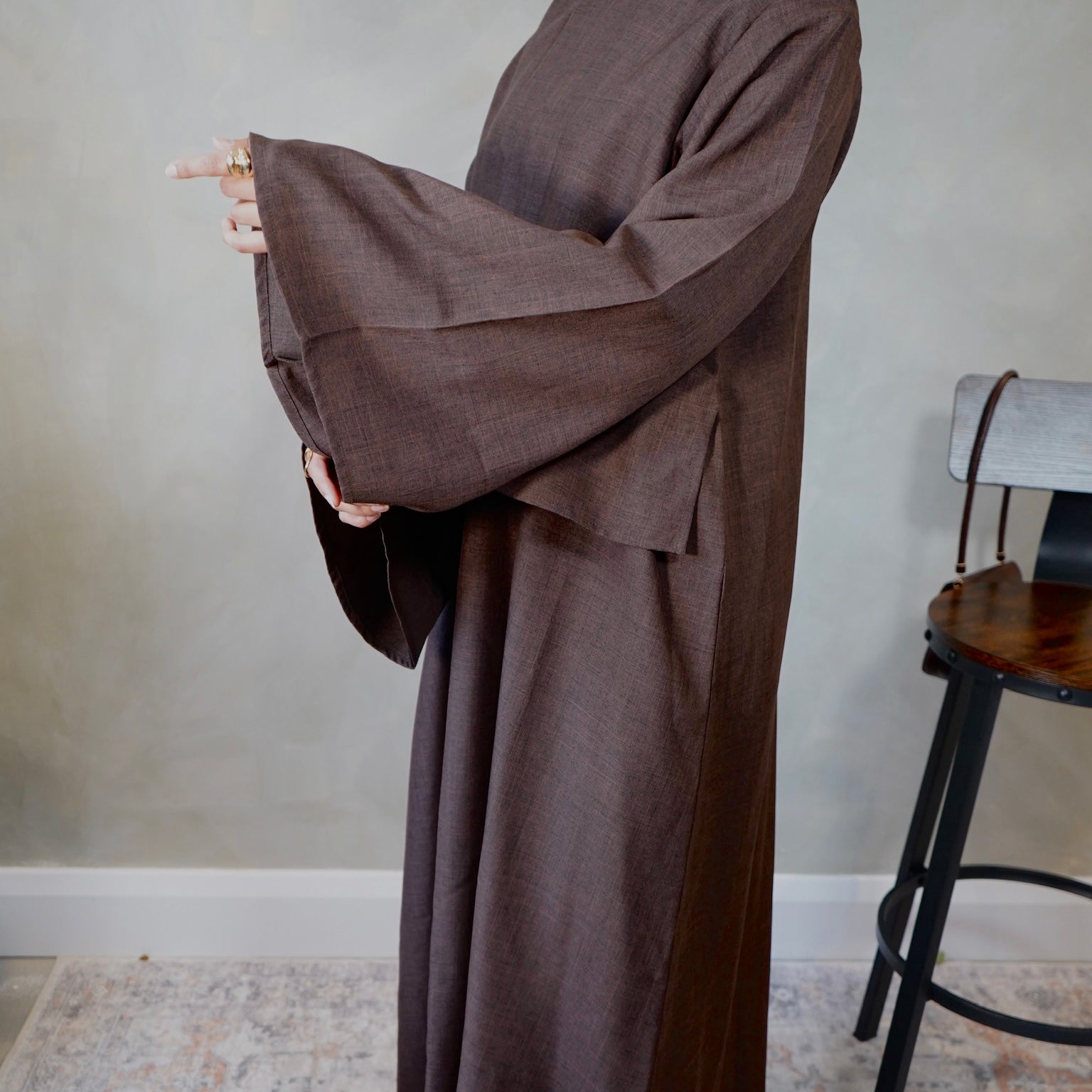 Closed Linen Espresso Brown