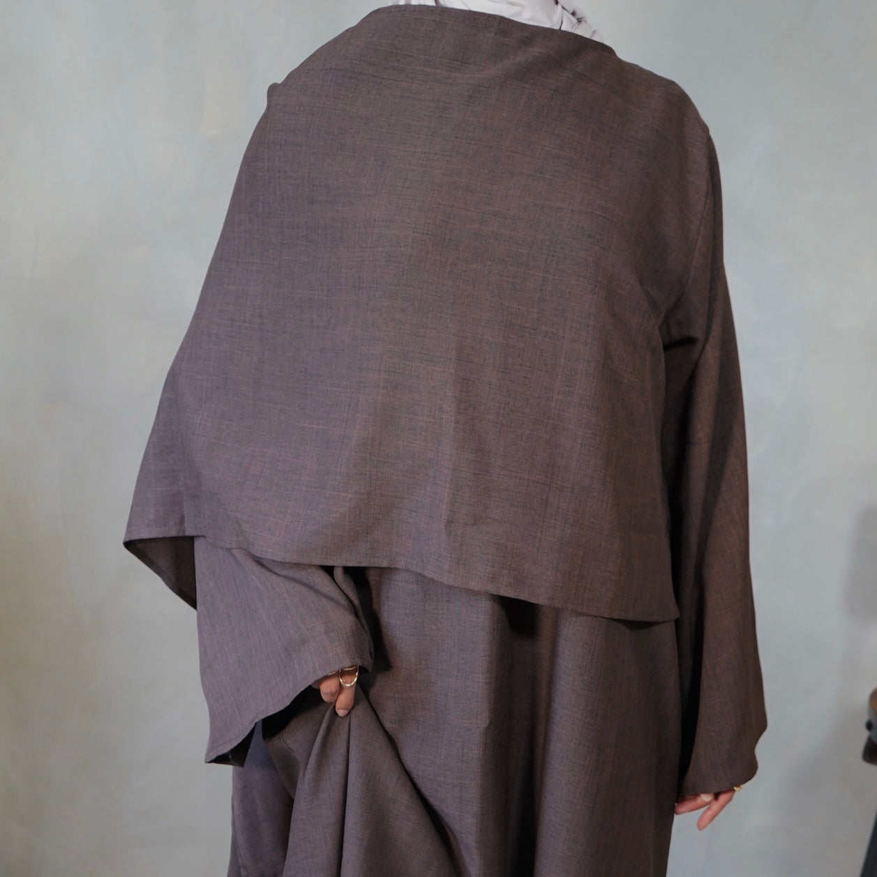 Closed Linen Espresso Brown