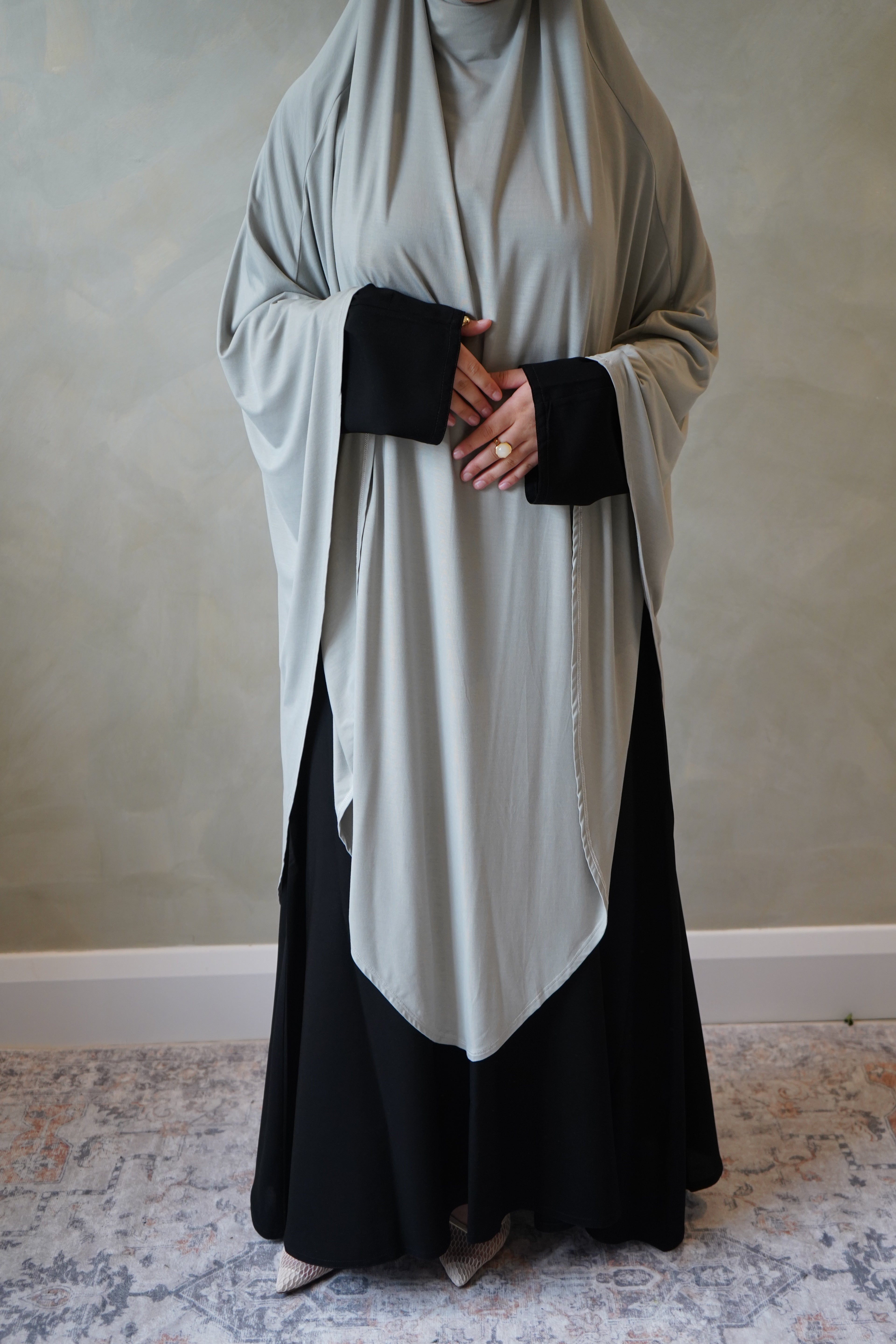 Large Stone Grey Jersey Khimar