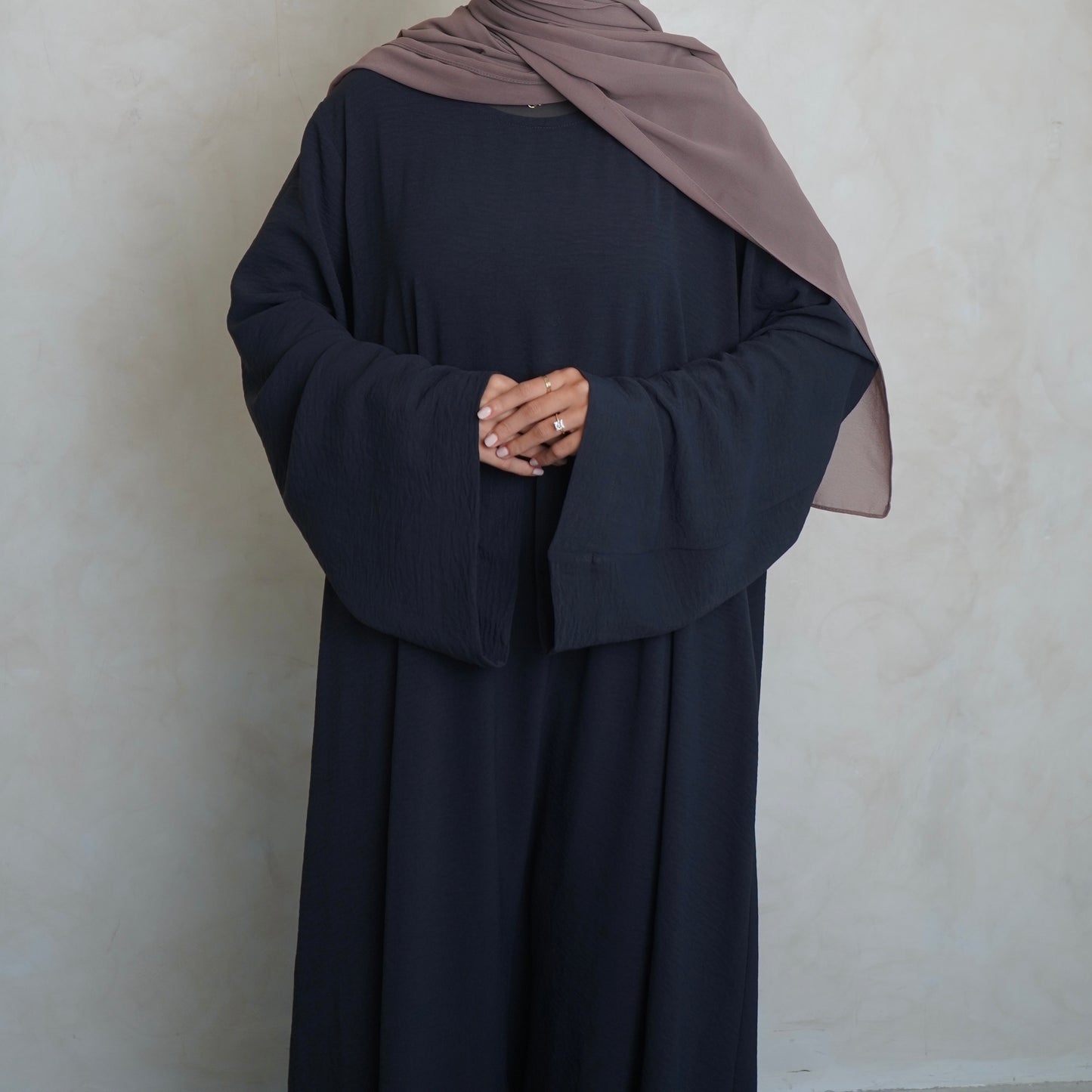 Crepe Mary Straight Abaya Navy Grey