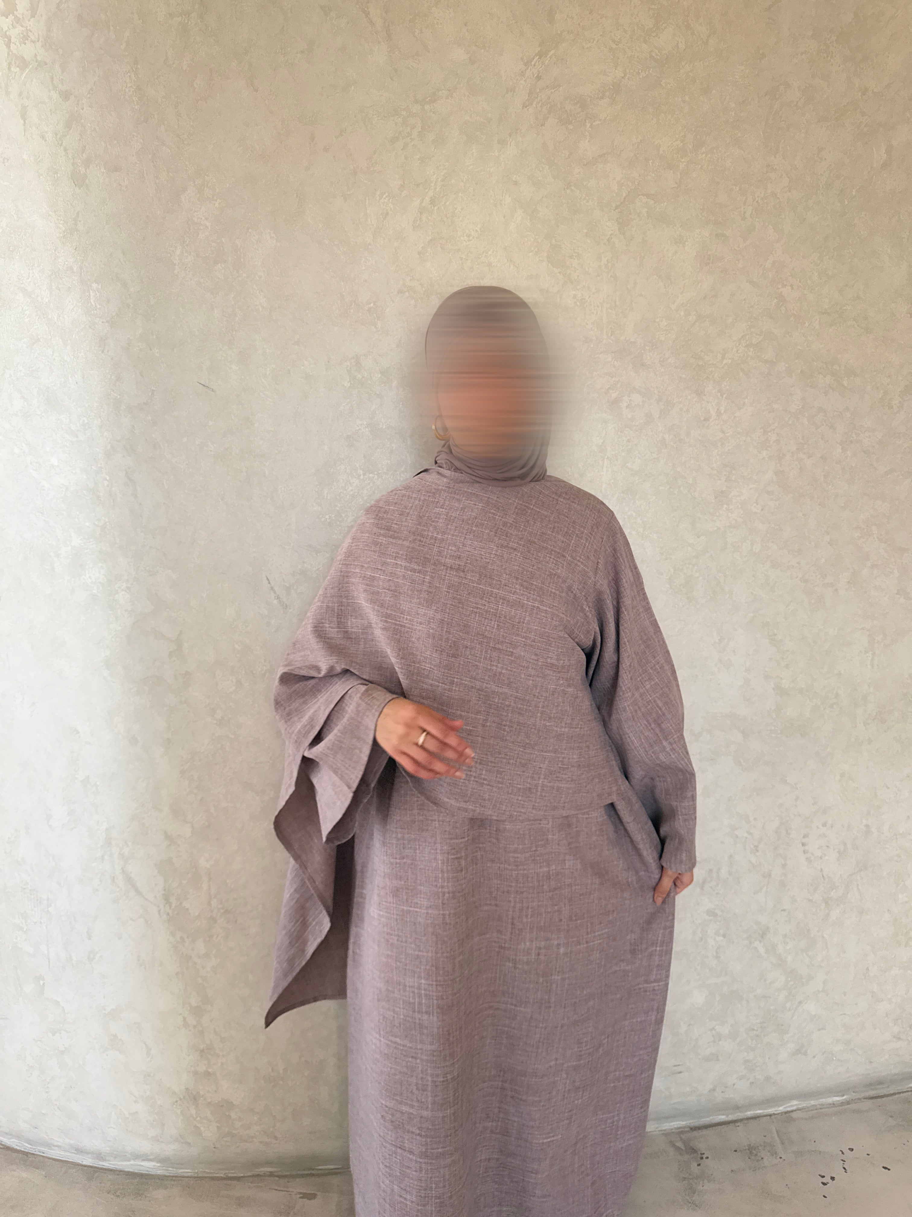 Closed Linen Mink