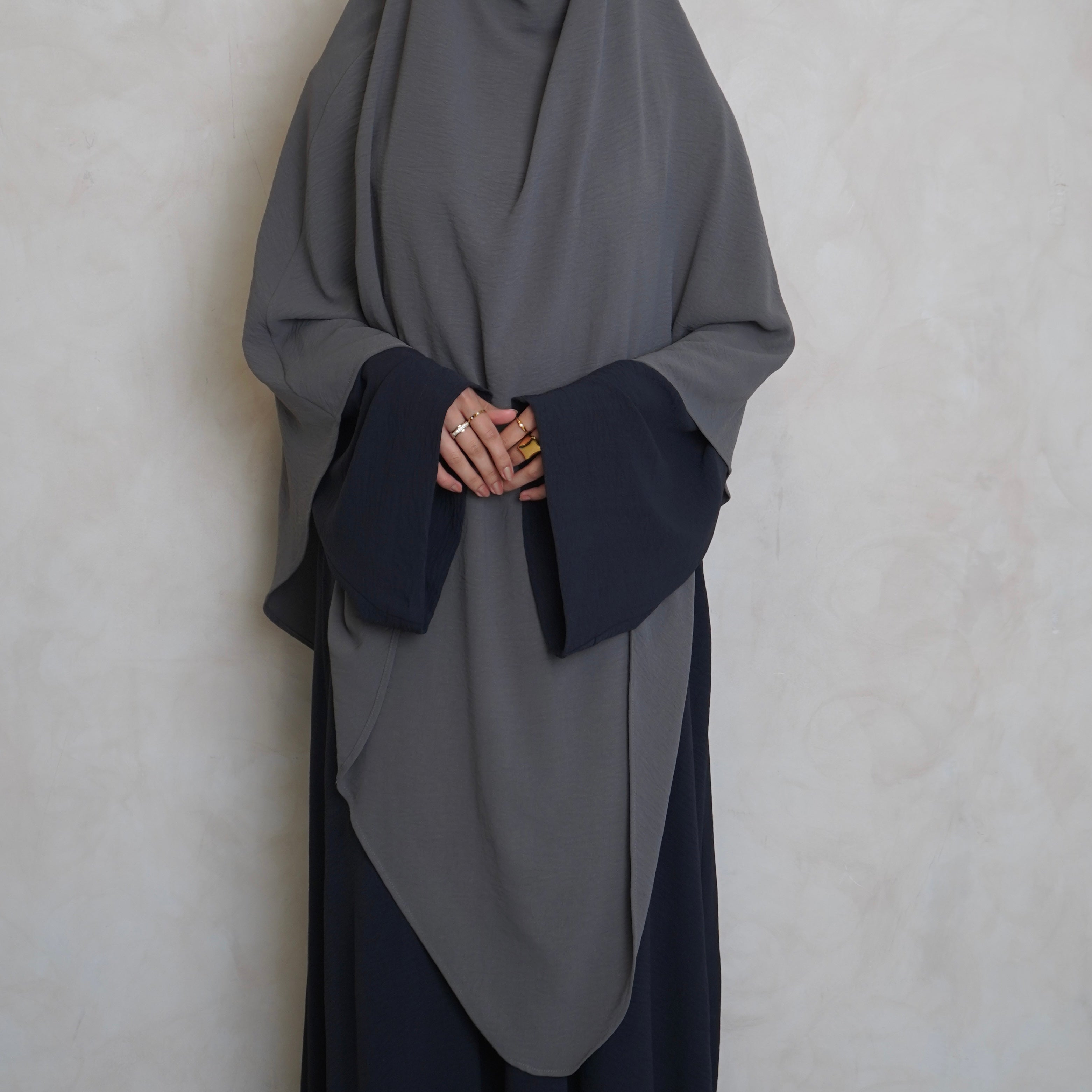 Extra Long Crepe Light Grey Khimar with Niqab Ties