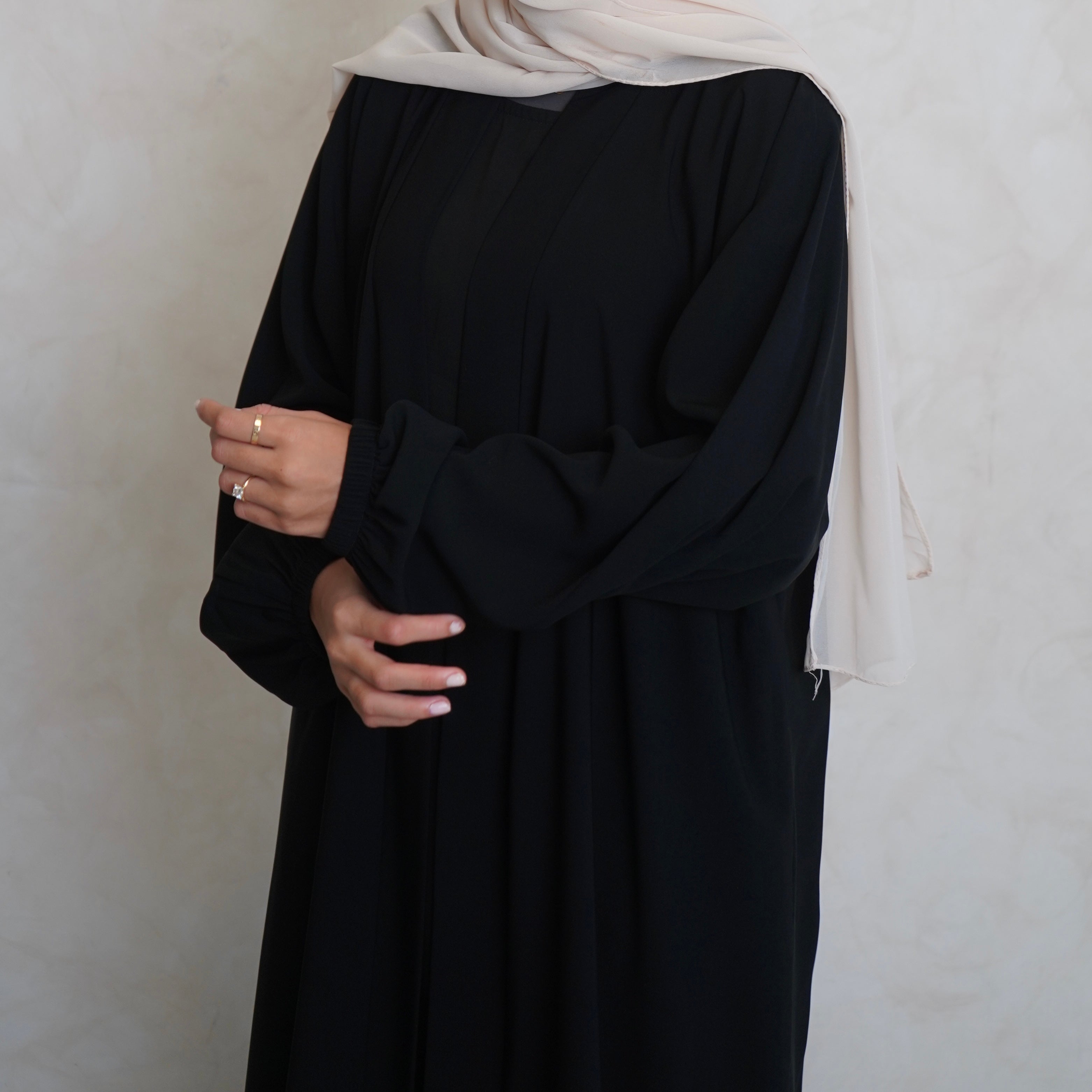 Cuffed Nubo Abaya Set Black