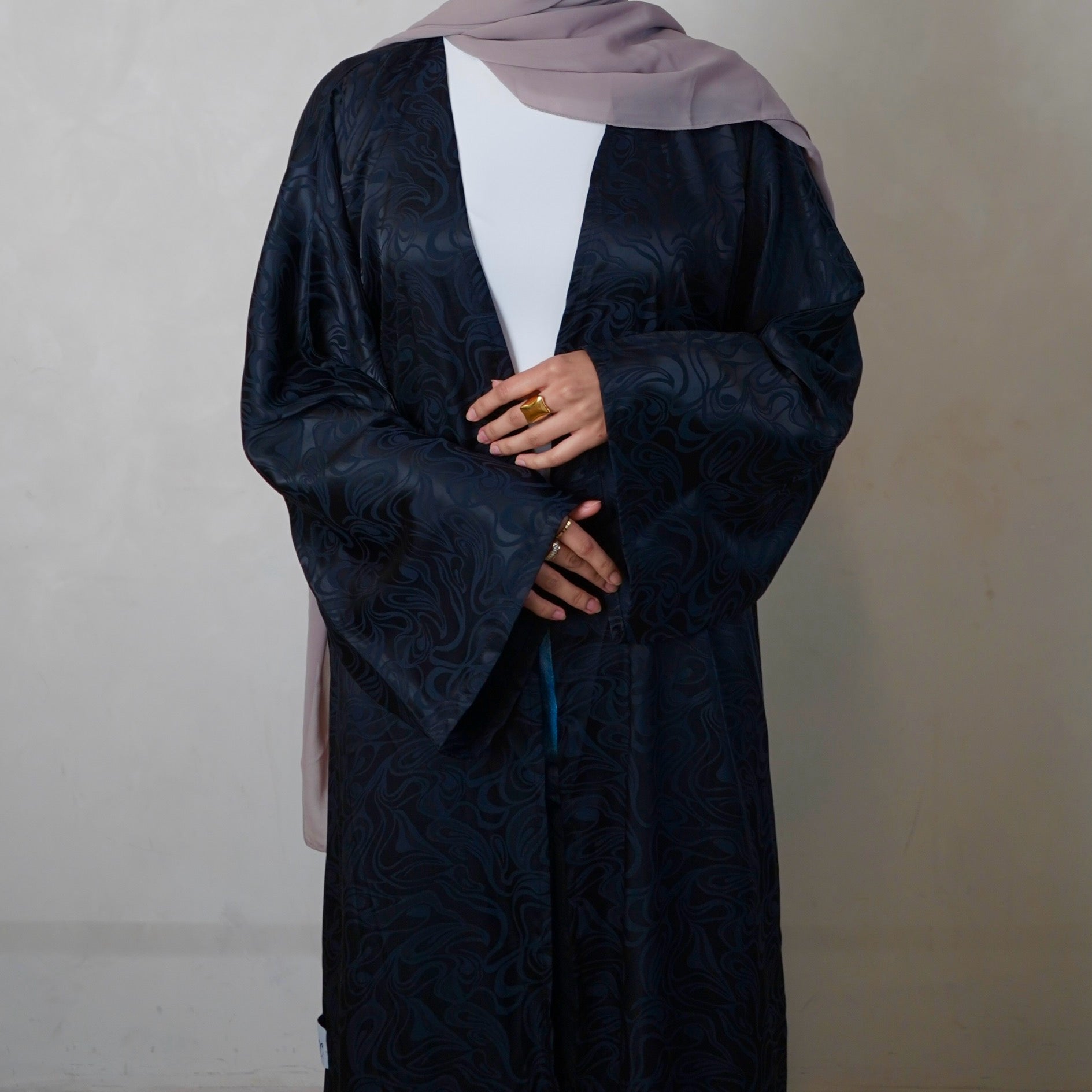 Jacquard Navy Blue Open Abaya