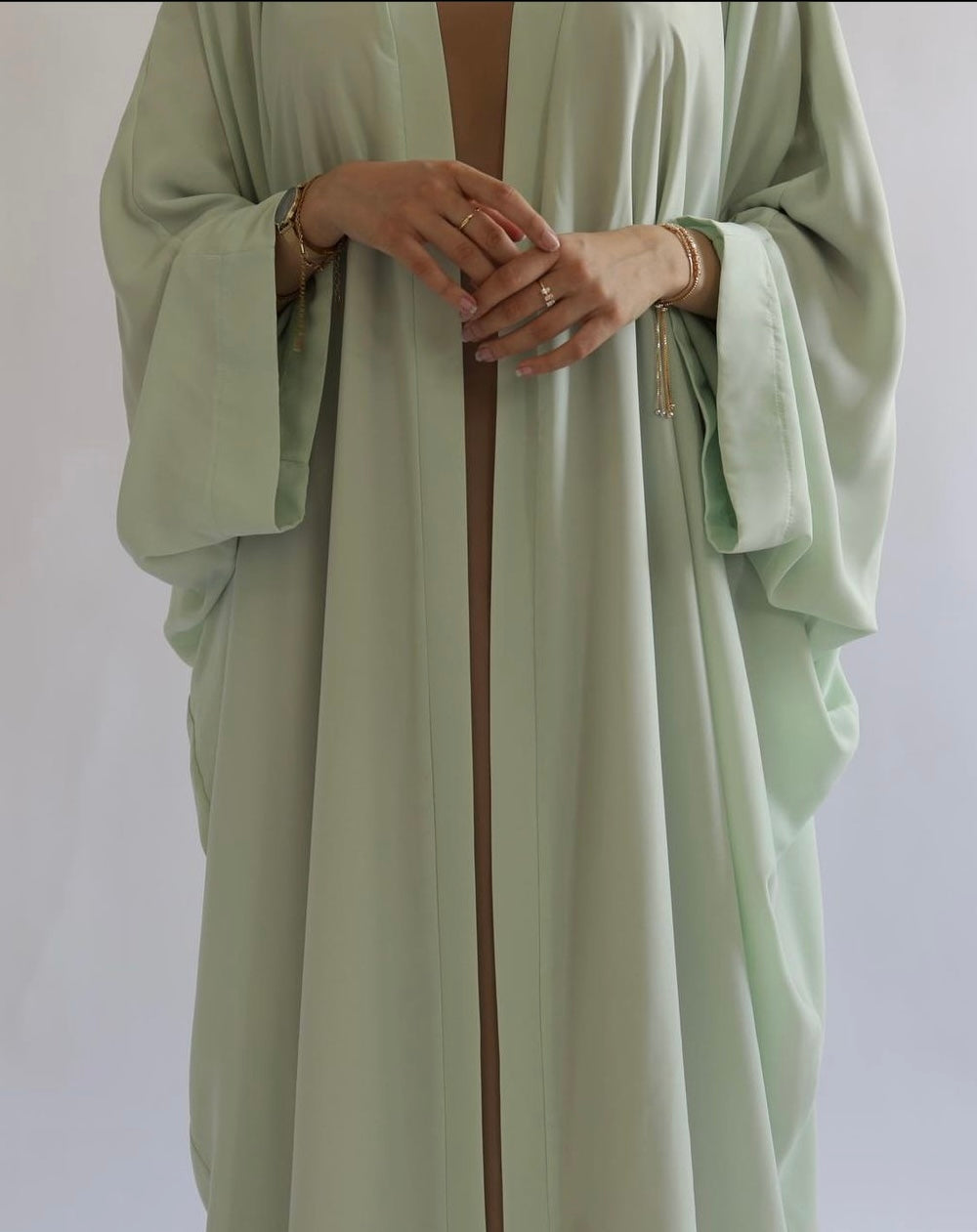 Nahla’s Open Cloak Abaya Pistachio