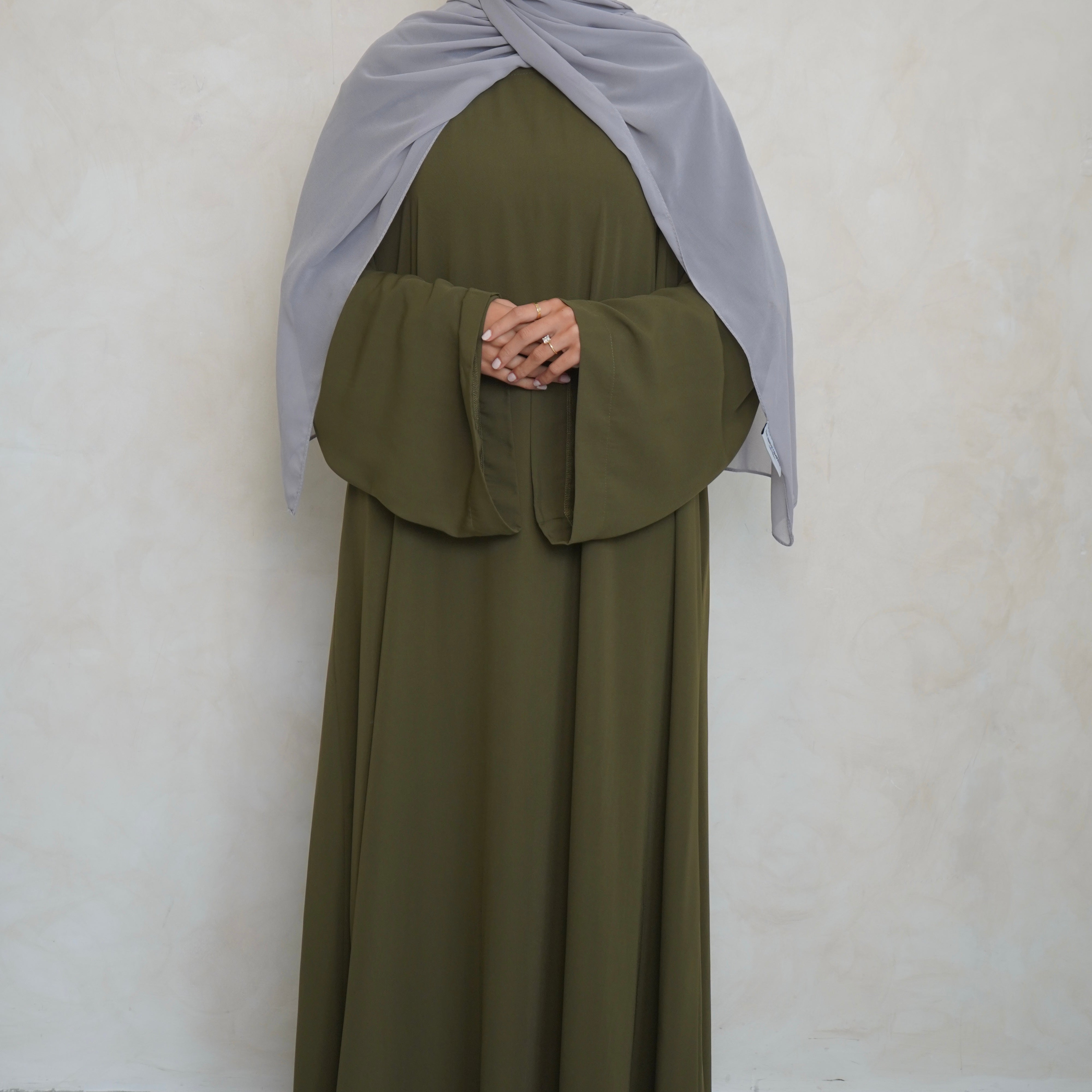 Mary’s Closed Abaya Olive Green