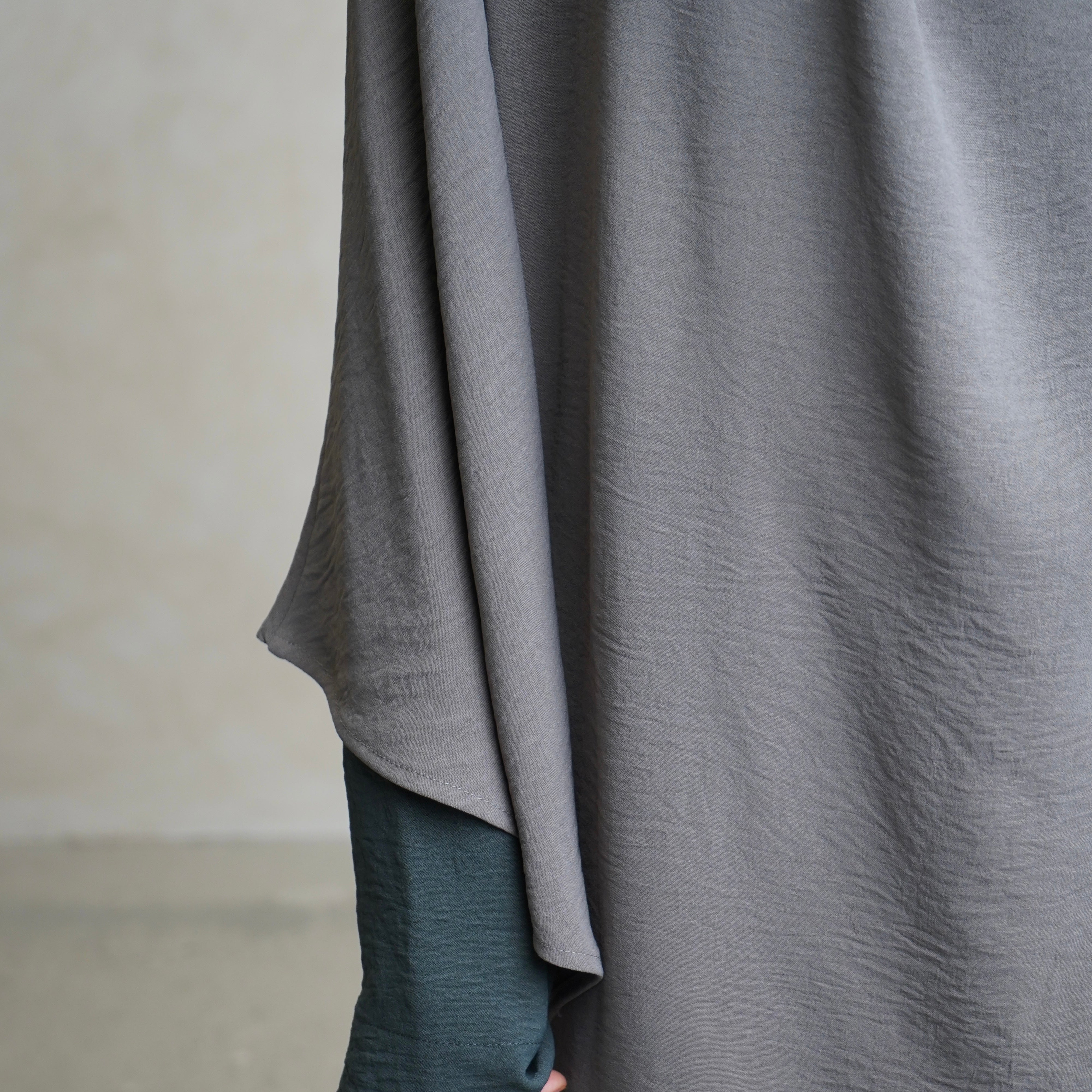 Light Grey Crepe Khimar with Niqab Ties