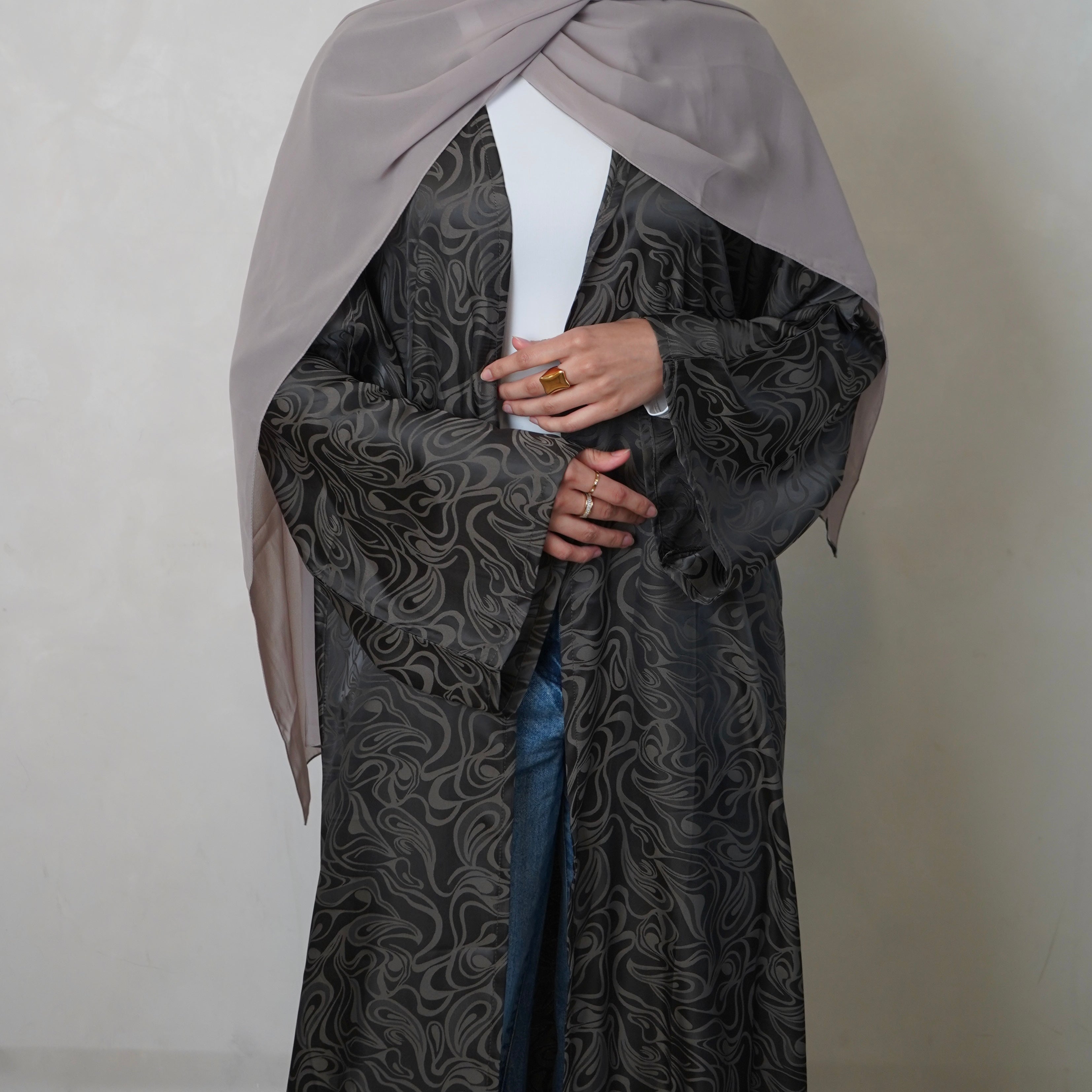 Jacquard Taupe Open Abaya