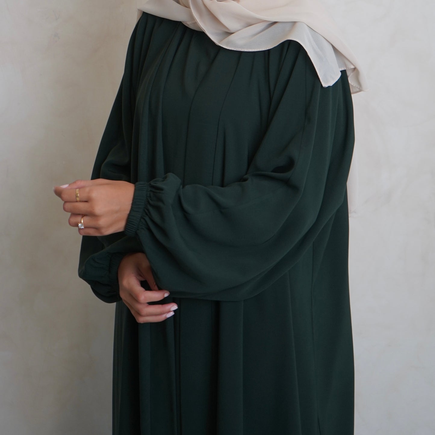 Cuffed Nubo Abaya Set Bottle Green