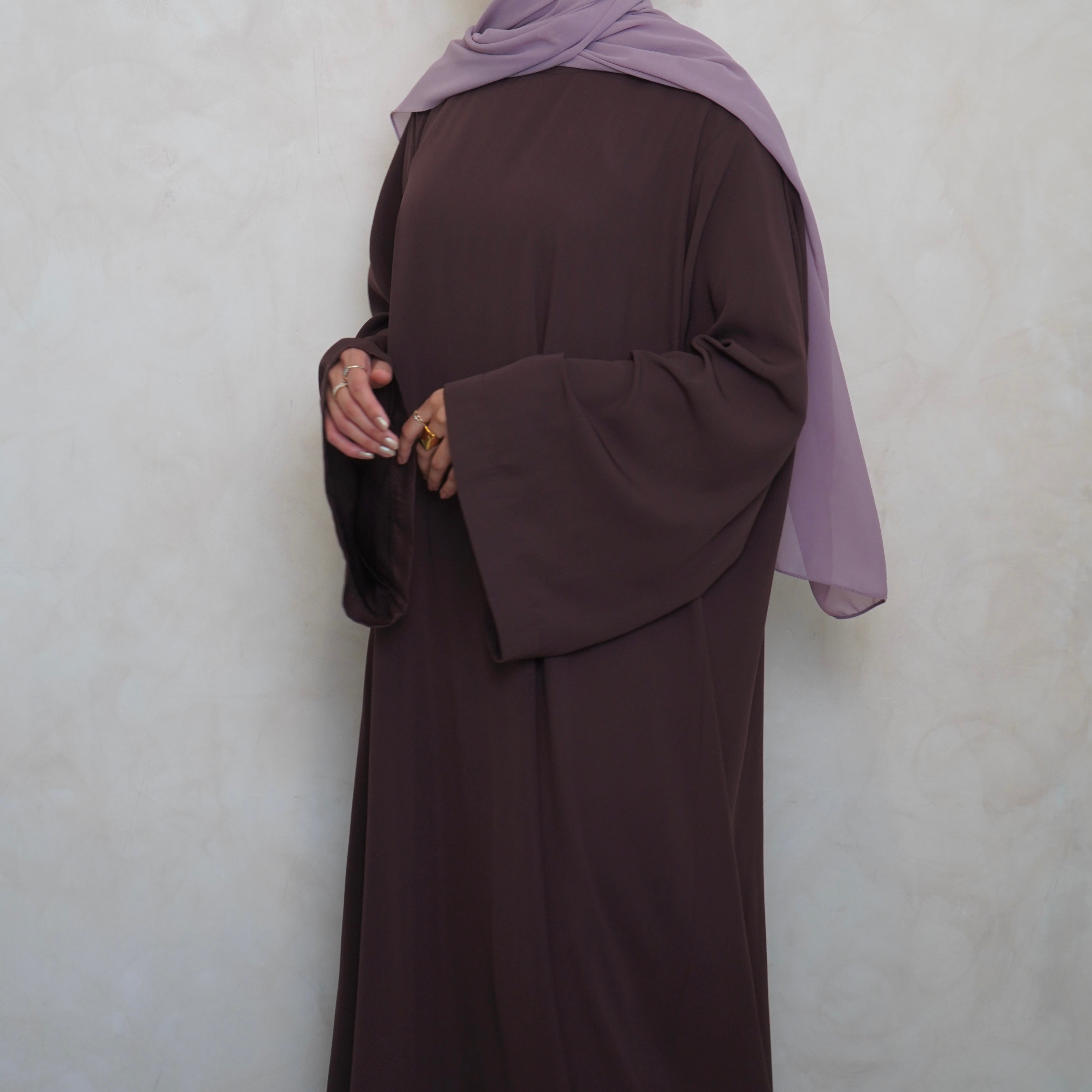 Mary’s Closed Abaya Choc Brown