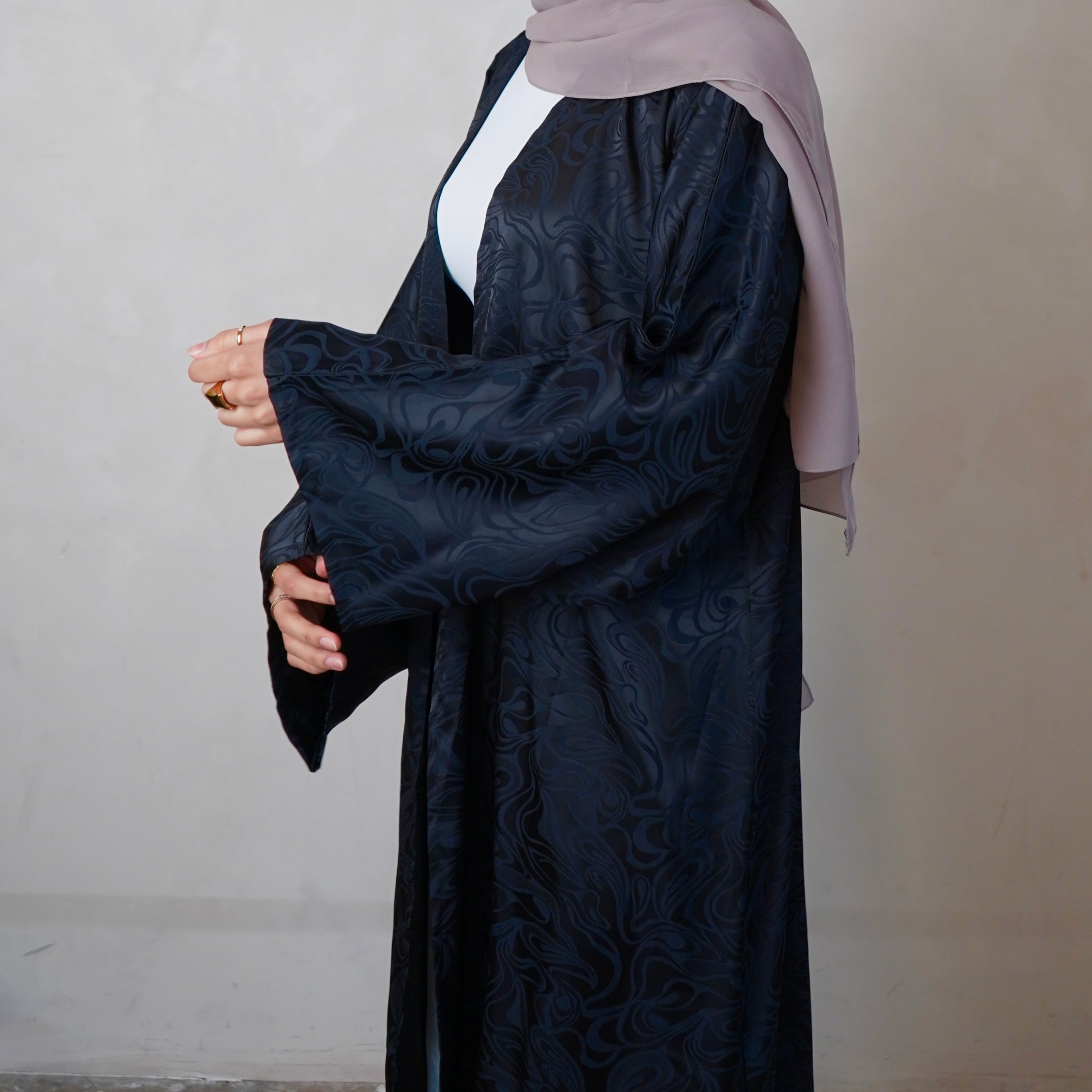 Jacquard Navy Blue Open Abaya