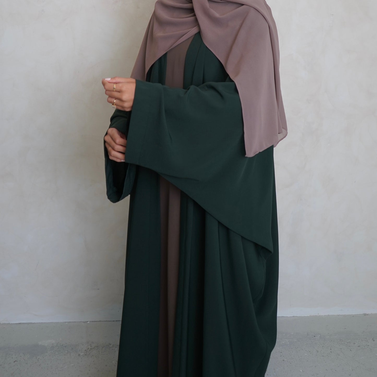 Nahla’s Open Cloak Abaya Bottle Green