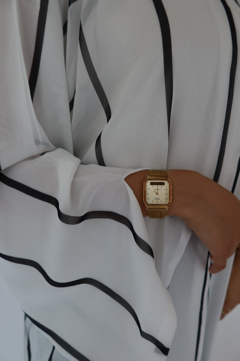 White and Black abaya with matching scarf