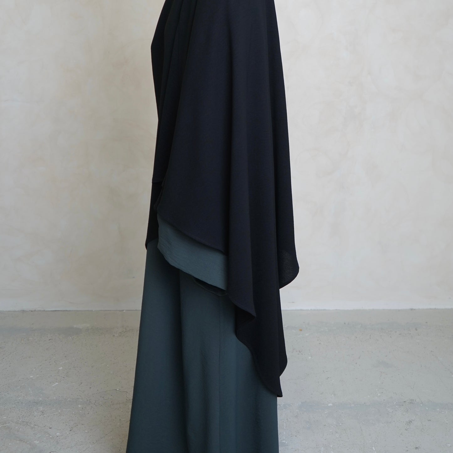 Black Crepe Khimar with Niqab Ties