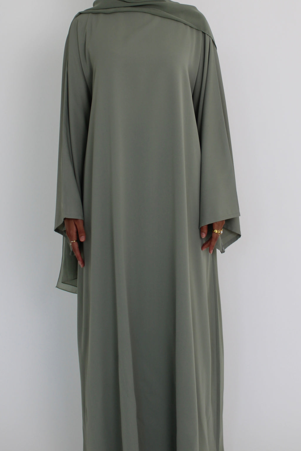 Matcha Green Sleeve Abaya with hijab