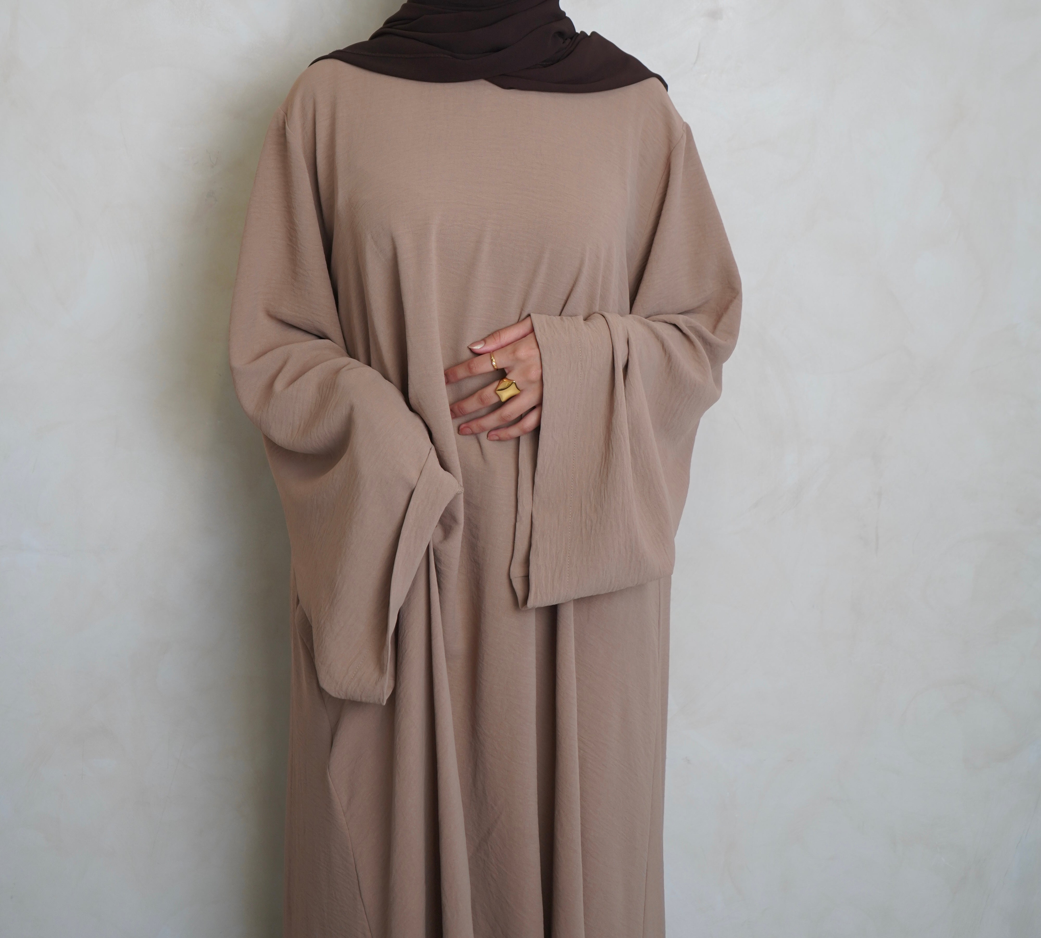 Crepe Mary Straight Abaya Cream