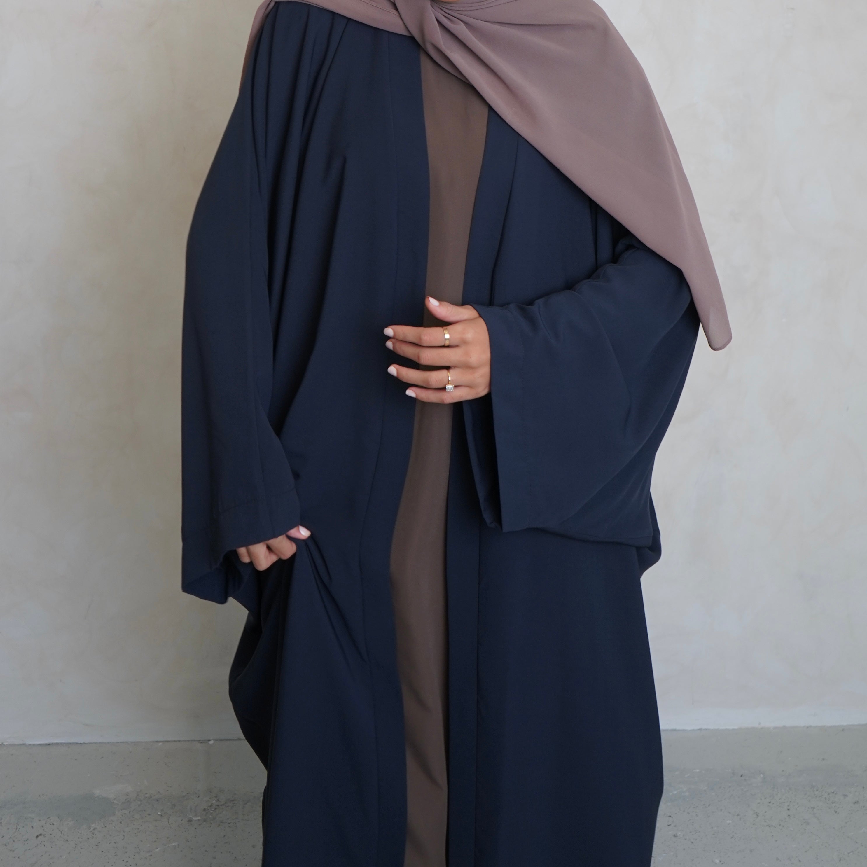 Nahla’s Open Cloak Abaya Navy Grey