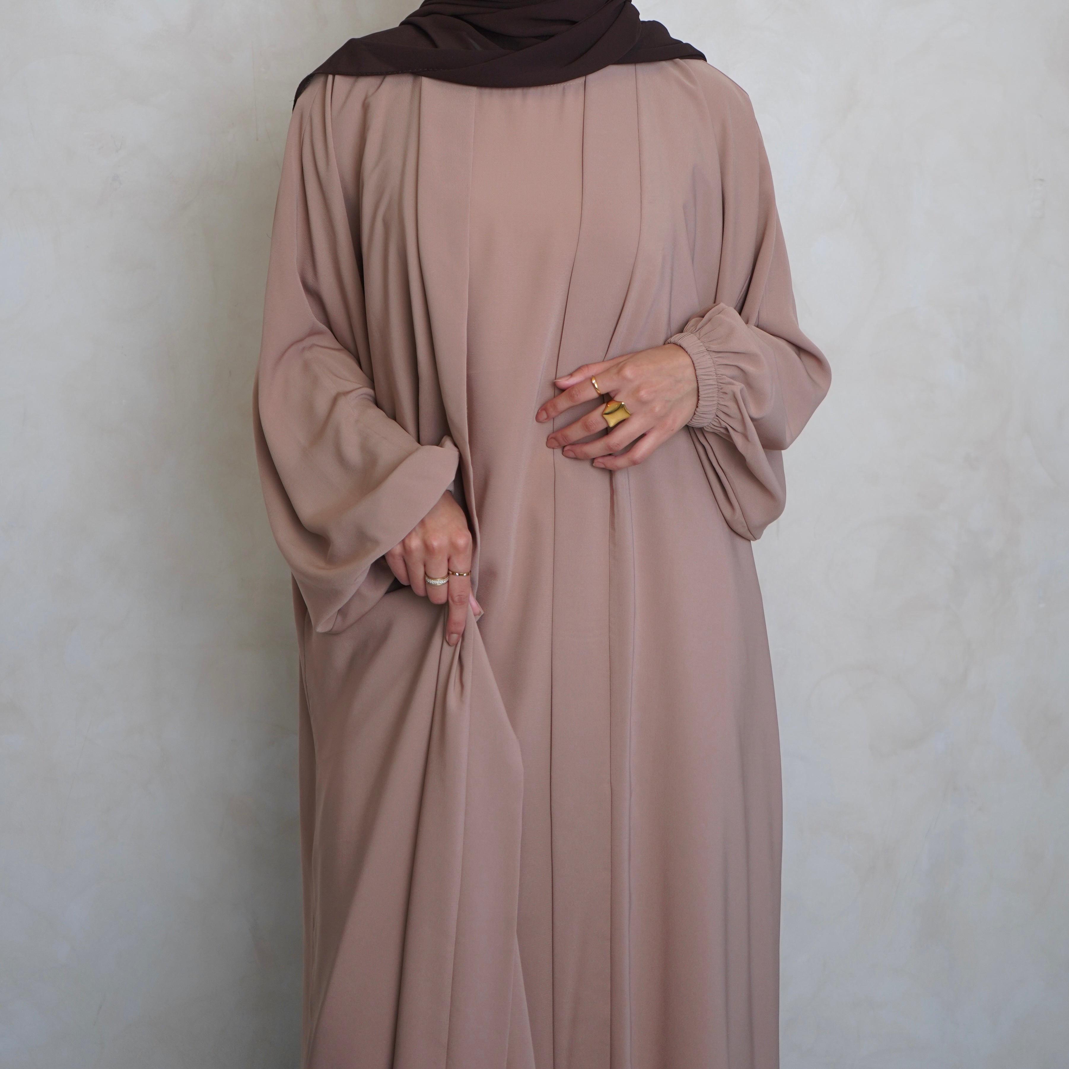 Cuffed Nubo Abaya Set Cream