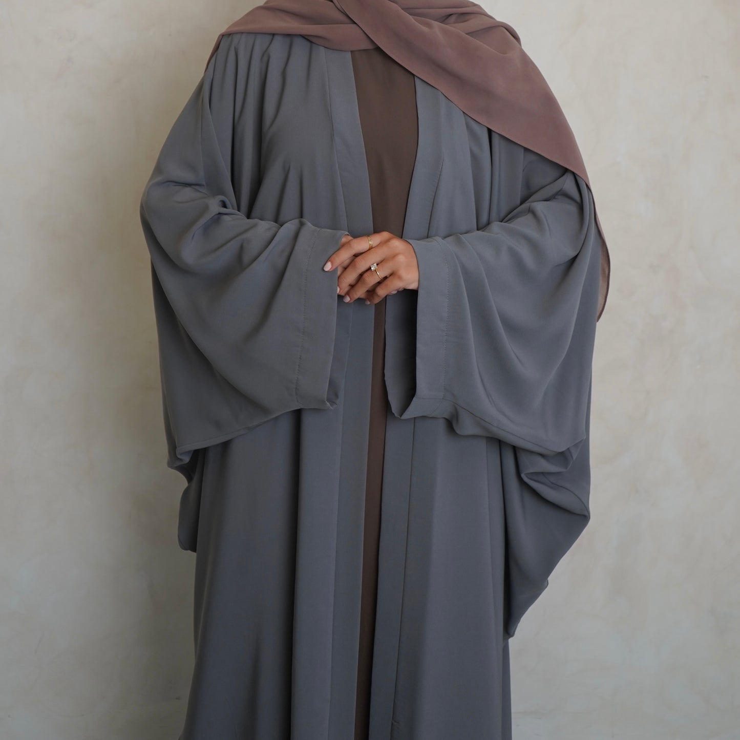 Nahla’s Open Cloak Abaya Light Grey