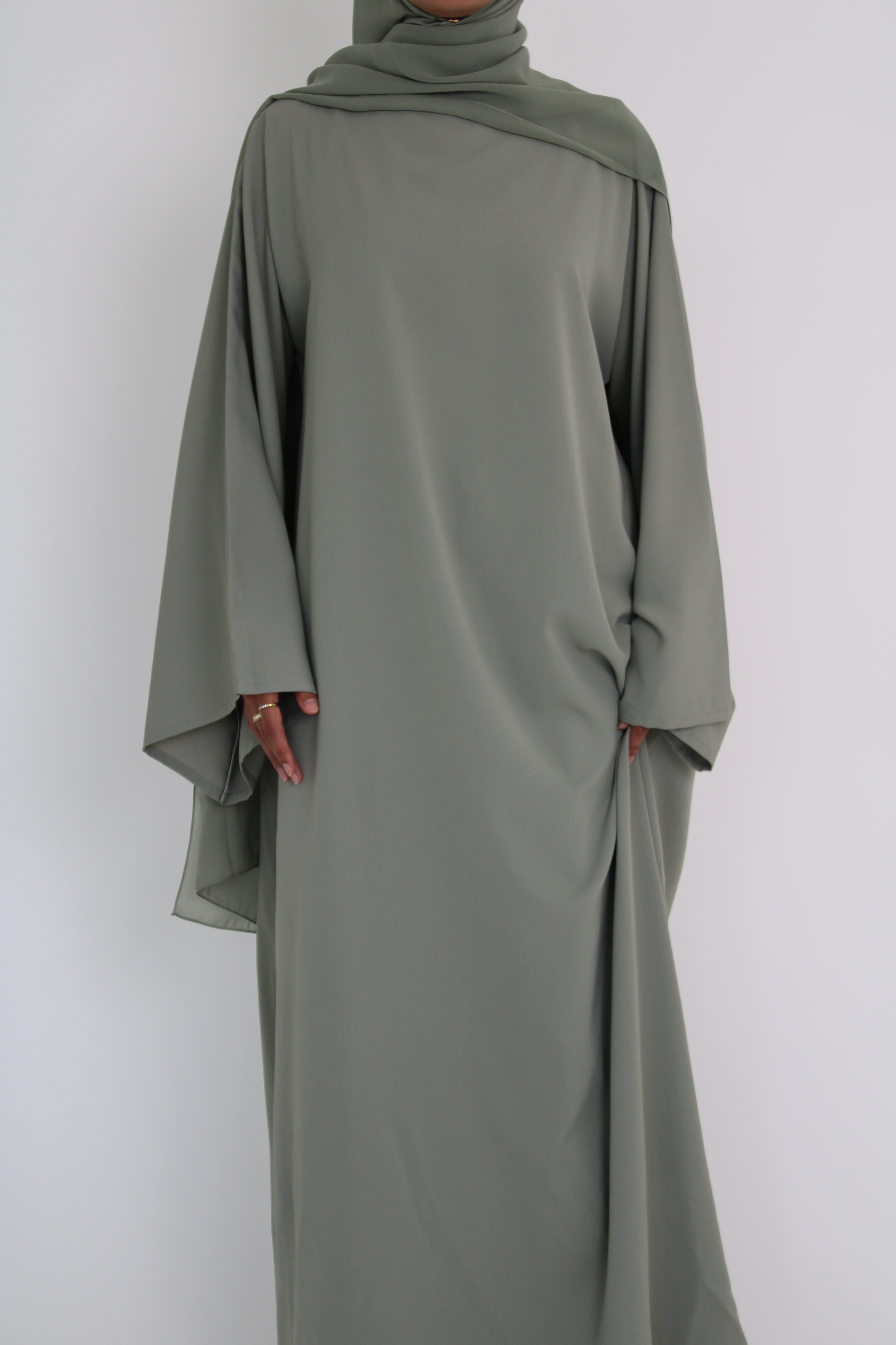 Matcha Green Sleeve Abaya with hijab