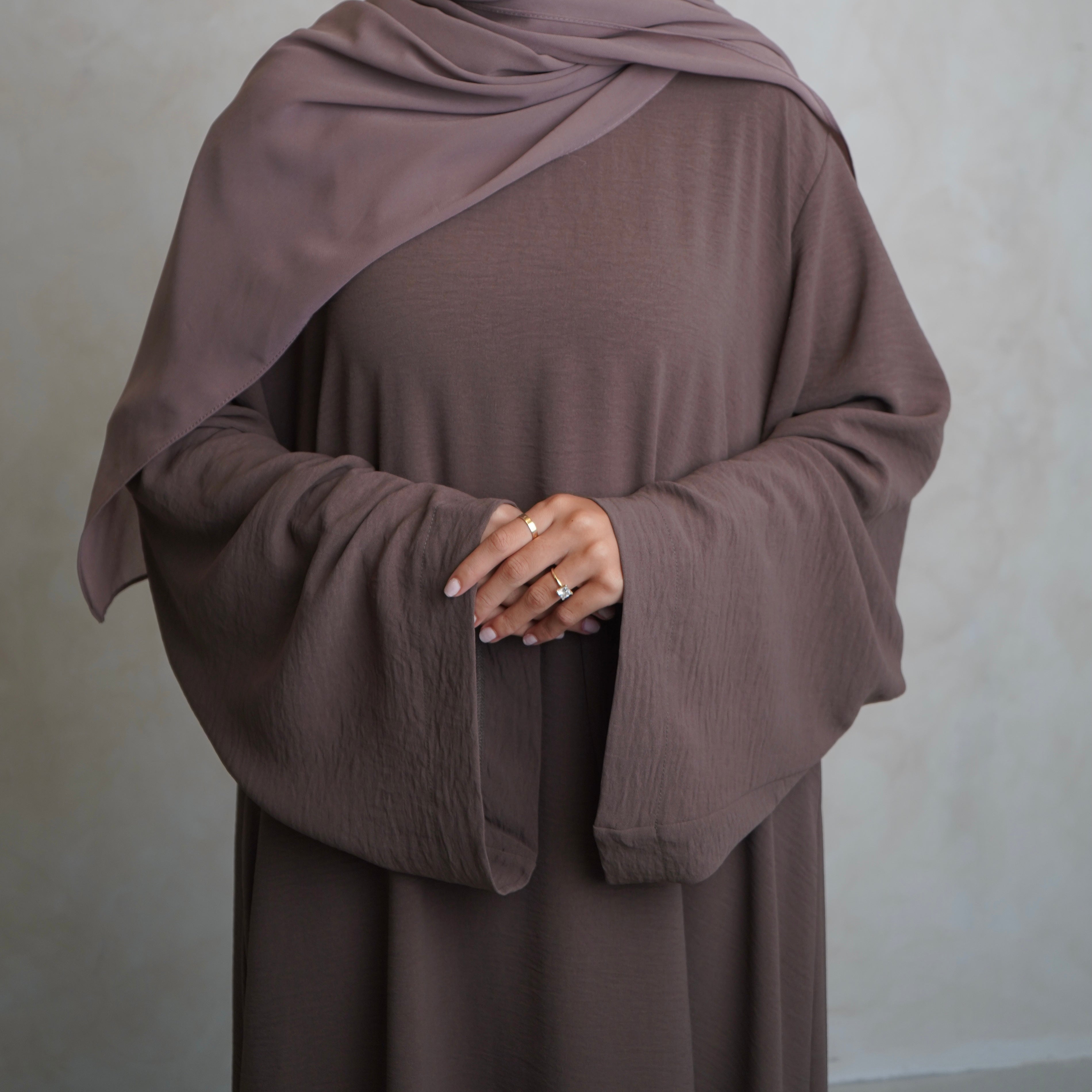 Crepe Mary Straight Abaya Brown