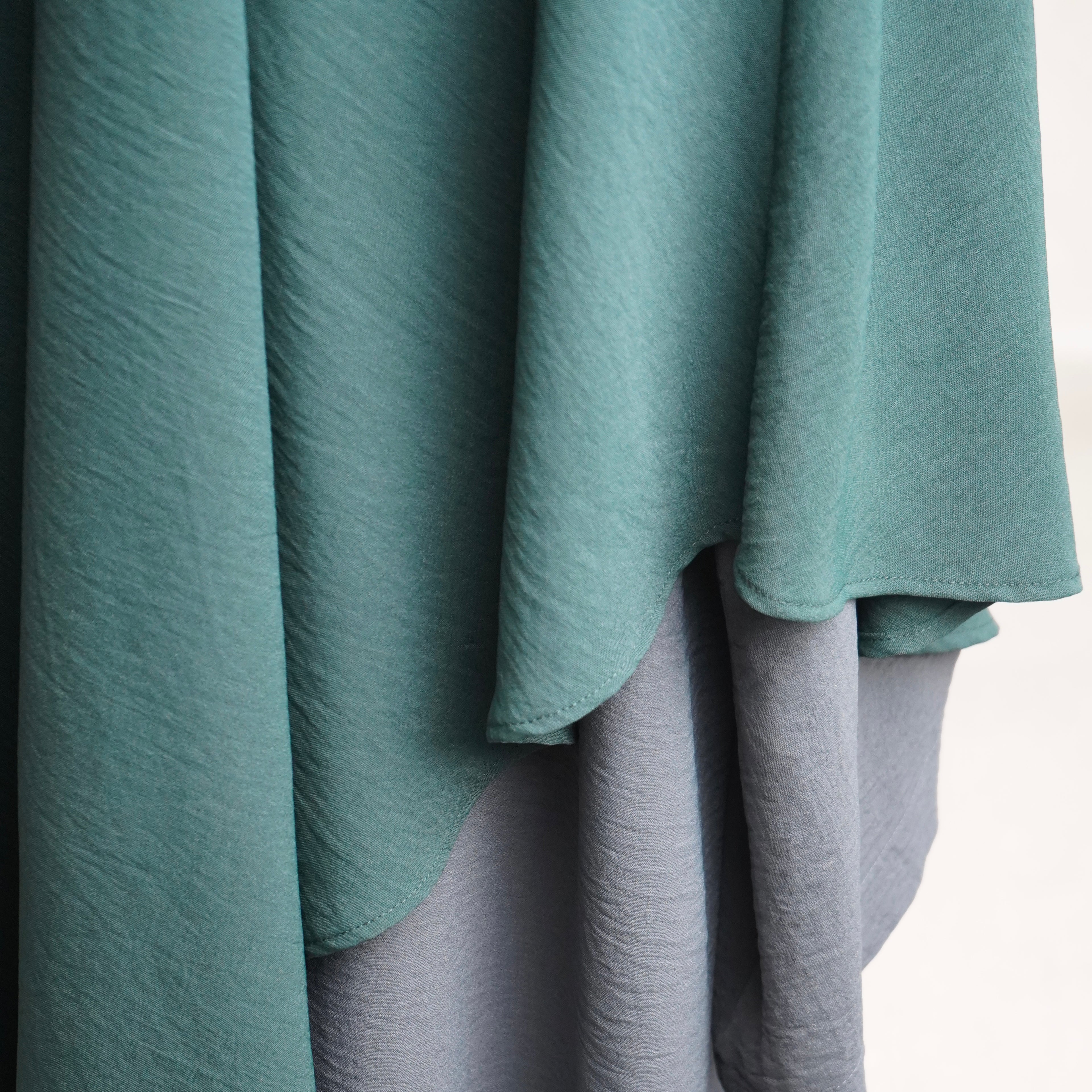 Bottle Green Crepe Khimar with Niqab Ties