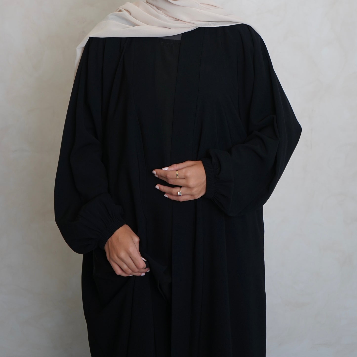 Cuffed Nubo Abaya Set Black