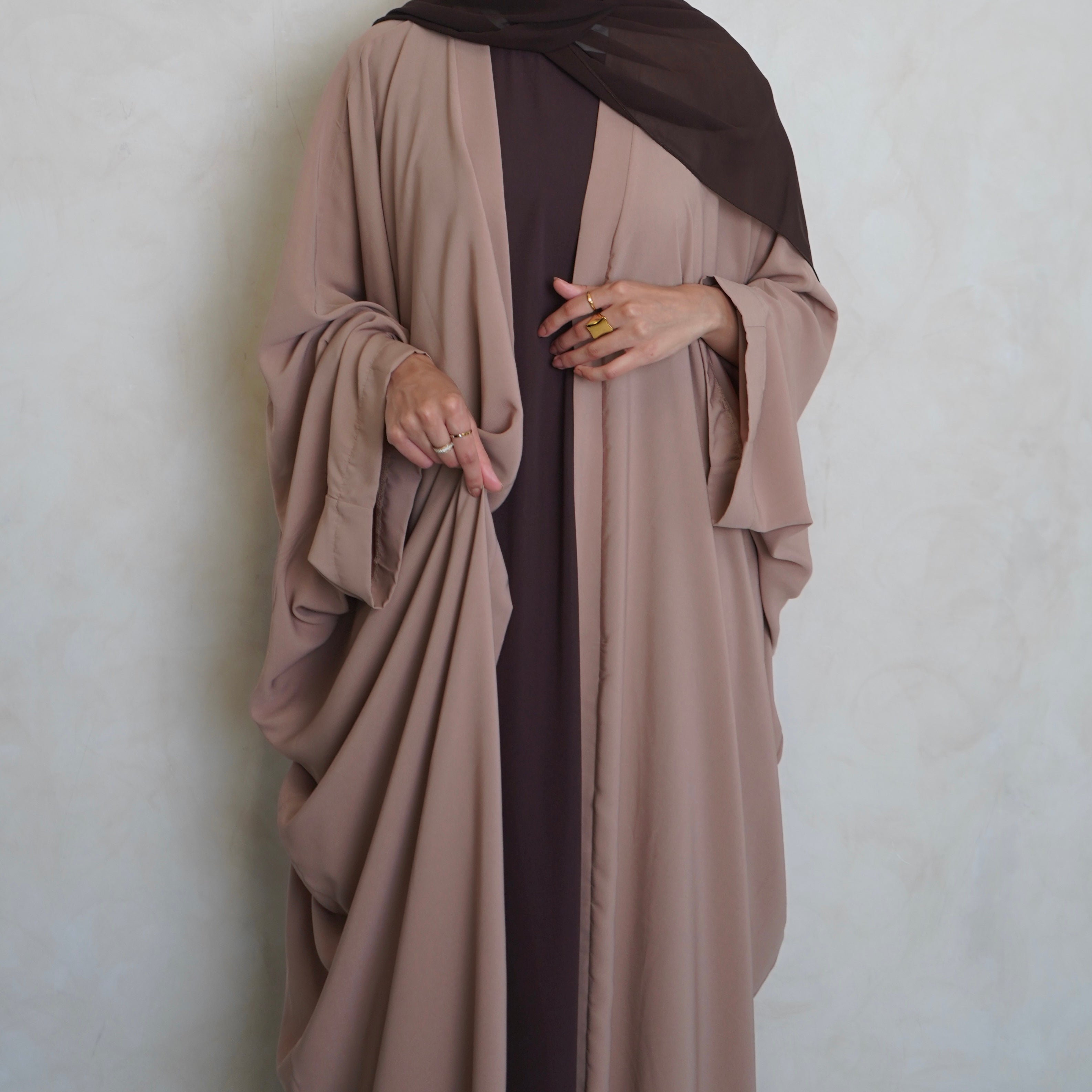 Nahla’s Open Cloak Abaya Cream