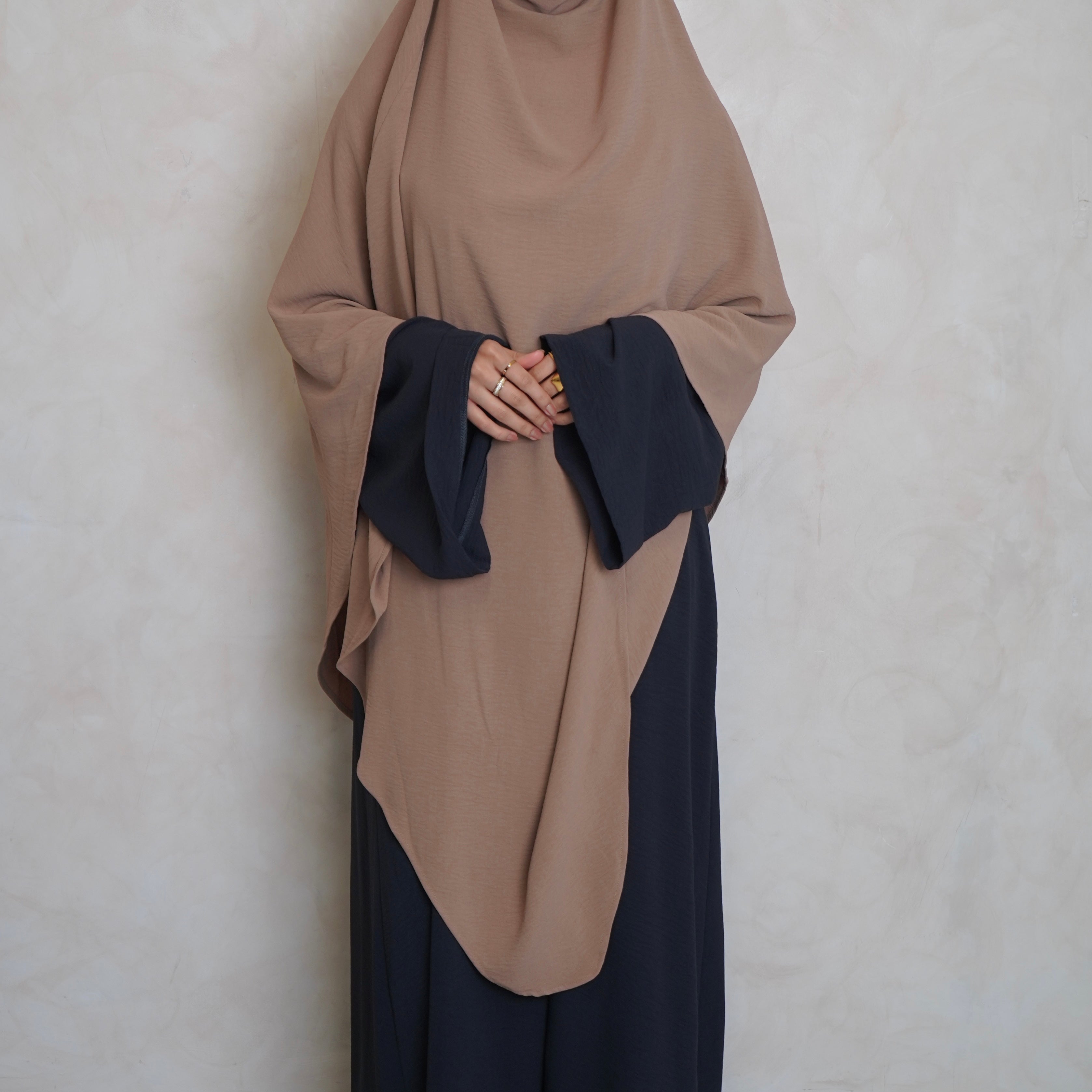 Extra Long Crepe Cream Khimar with Niqab Ties