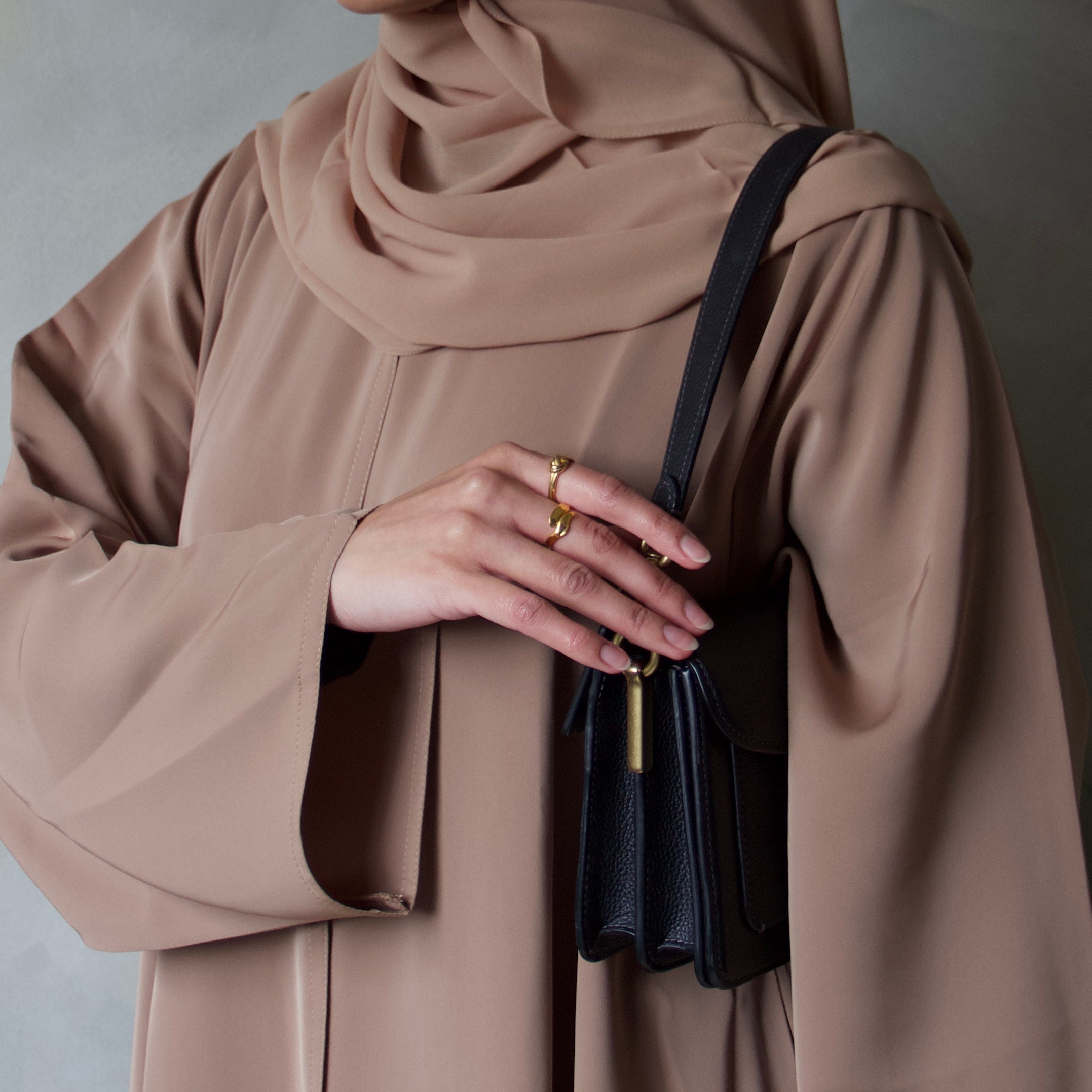 Camel abaya with sheila headscarf
