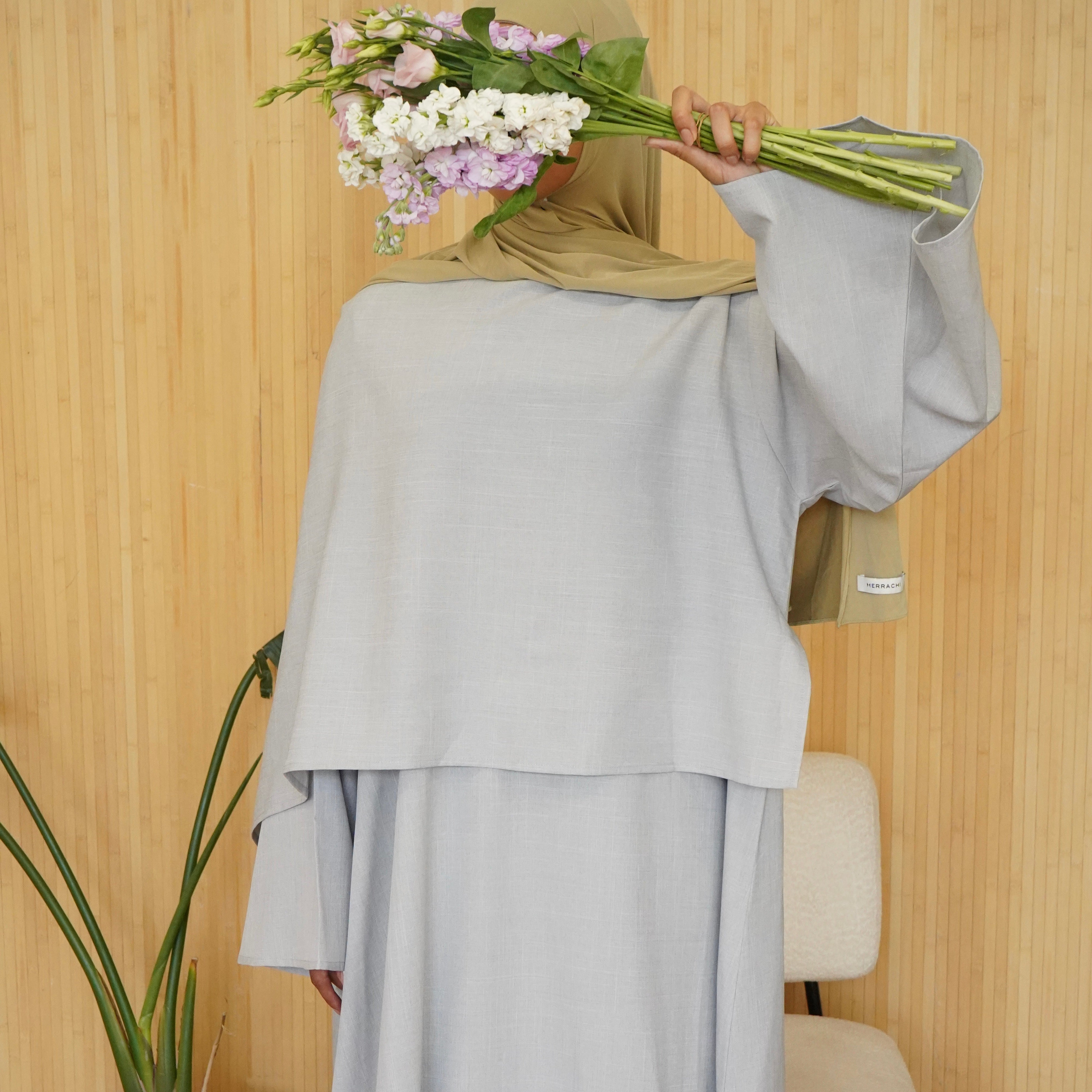 Closed Linen Light Grey