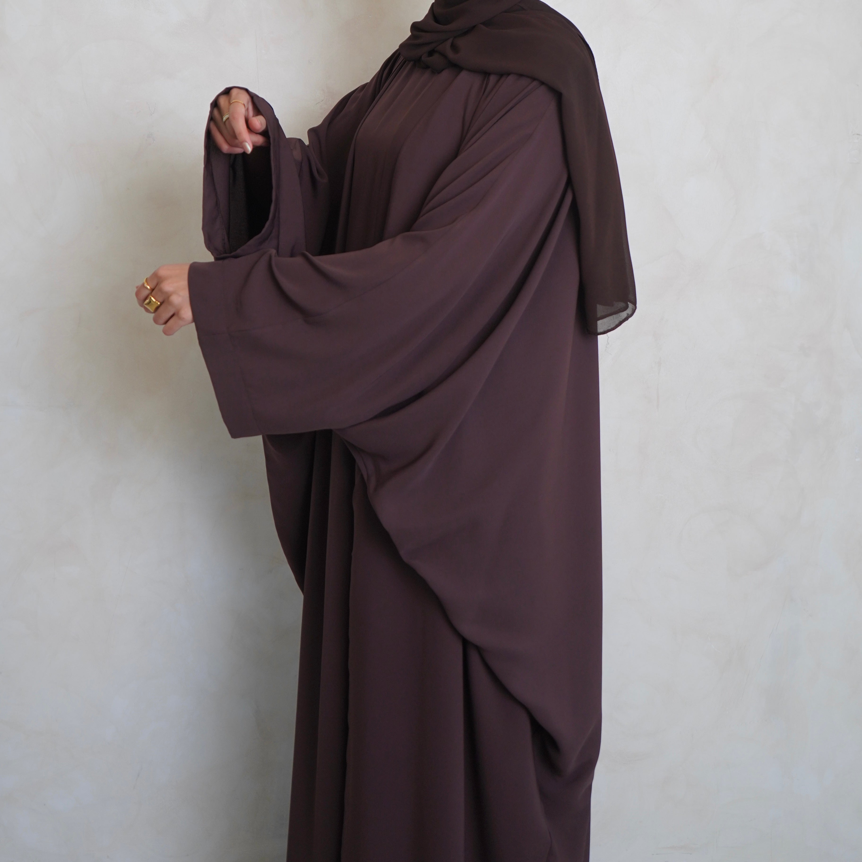 Nahla’s Open Cloak Abaya Choc Brown