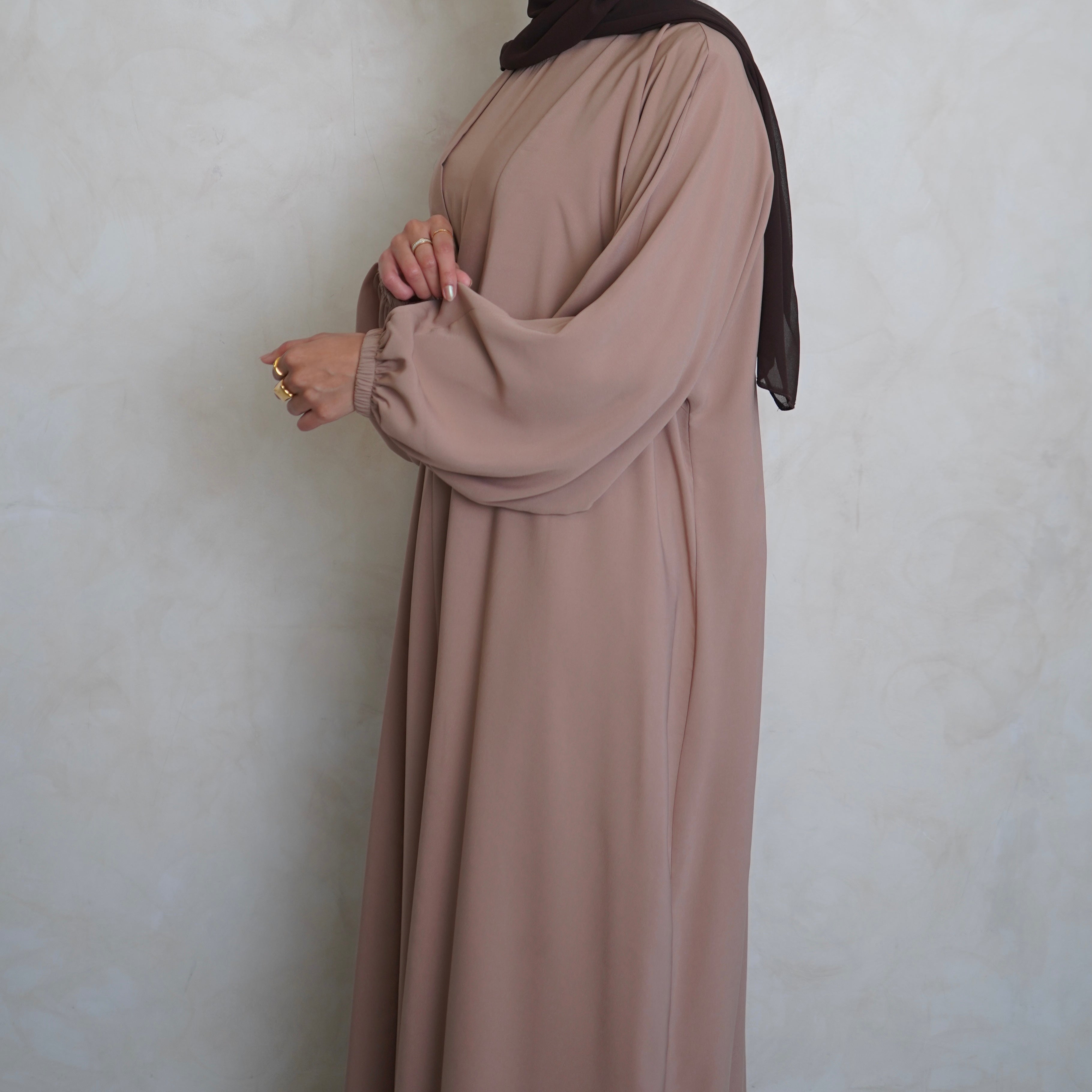 Cuffed Nubo Abaya Set Cream