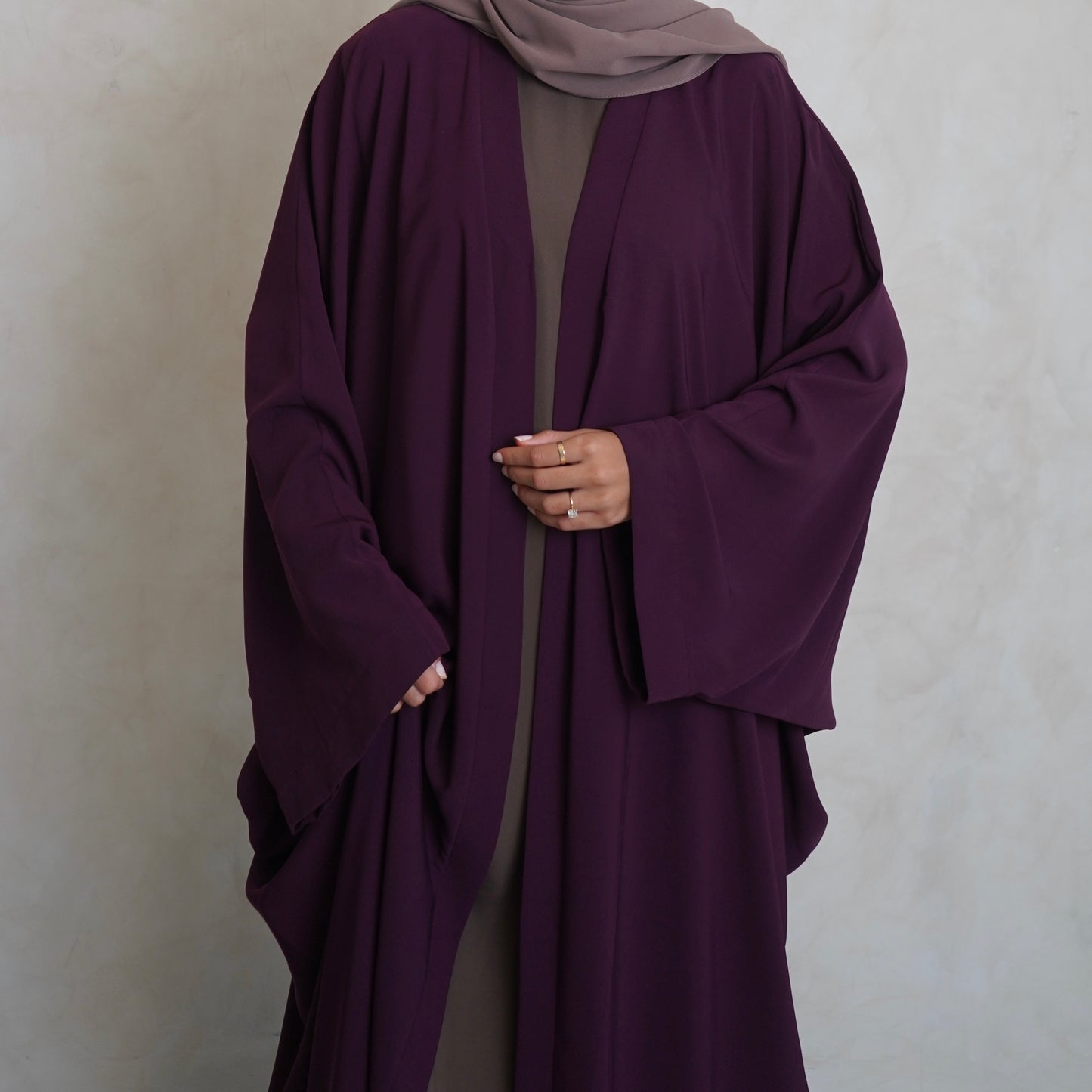 Nahla’s Open Cloak Abaya Burgundy