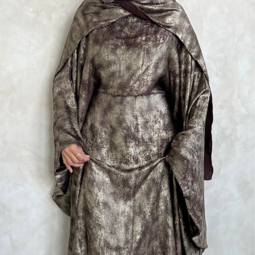 Maroon gown and scarf