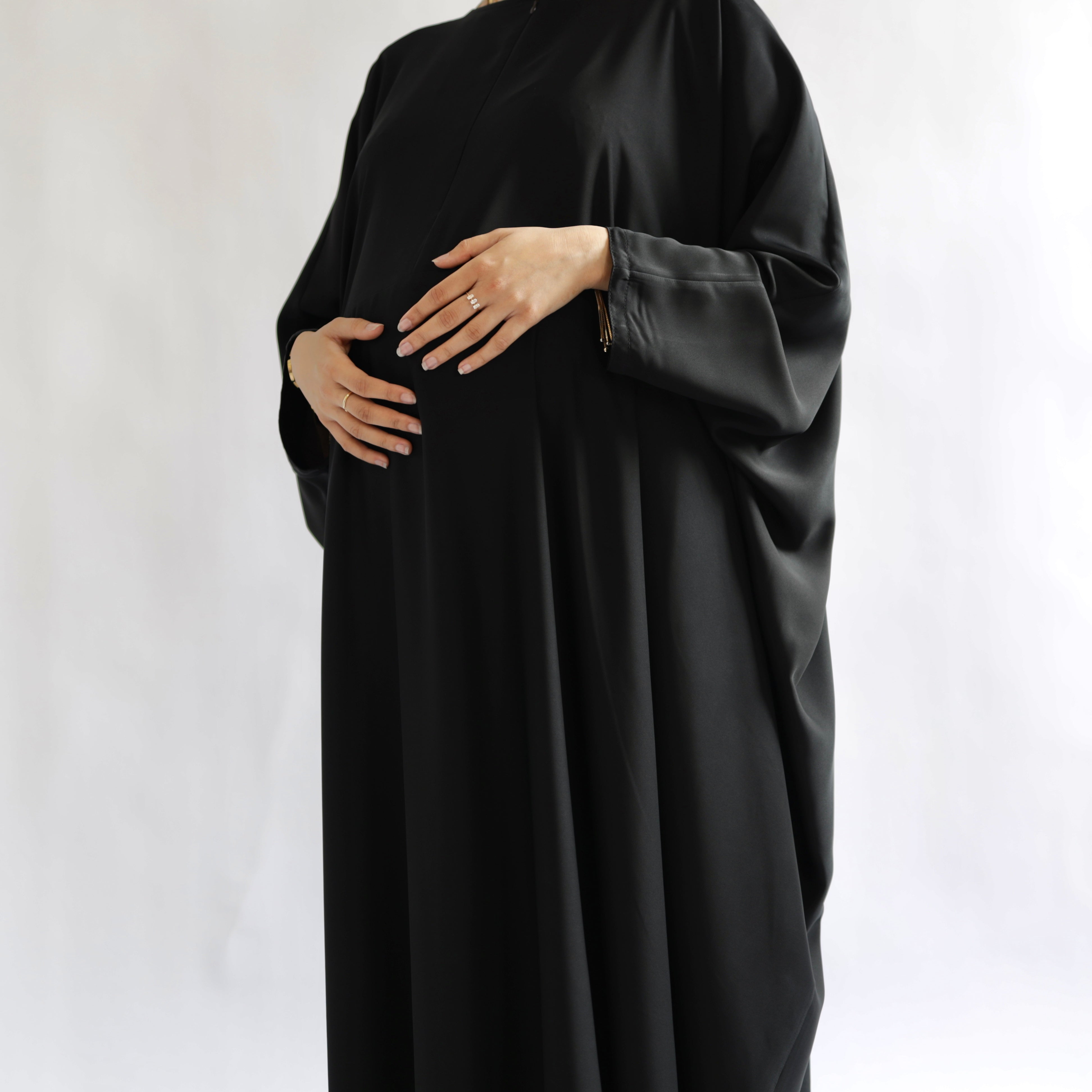 ZIP: Norah Abaya Black